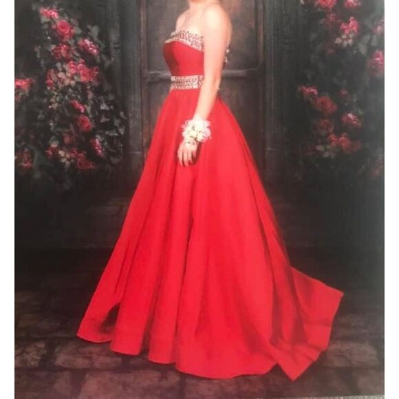 Blush Size‎ 6 Prom Dress Red - Picture 1 of 5